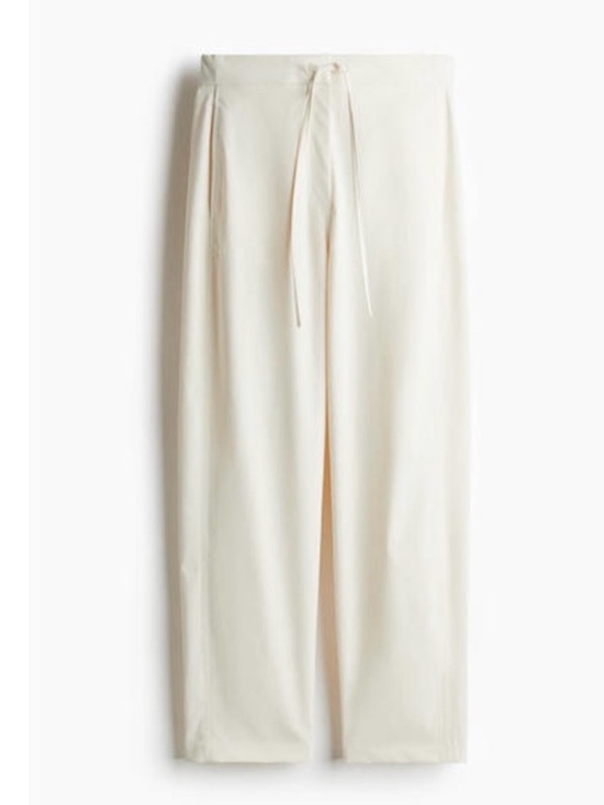 H&M Pants - H&M ANKLE-LENGTH BARREL-LEG
PANTS IN CREAM